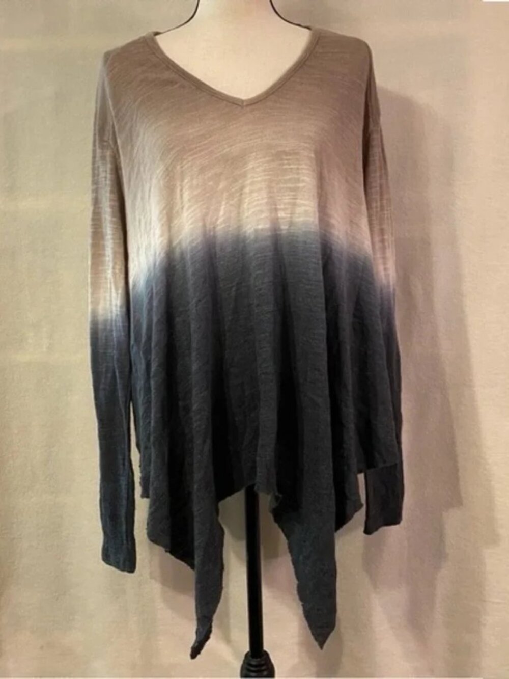 Young Fabulous & Broke Gabby asymmetrical ombre dip dye v-neck tunic top